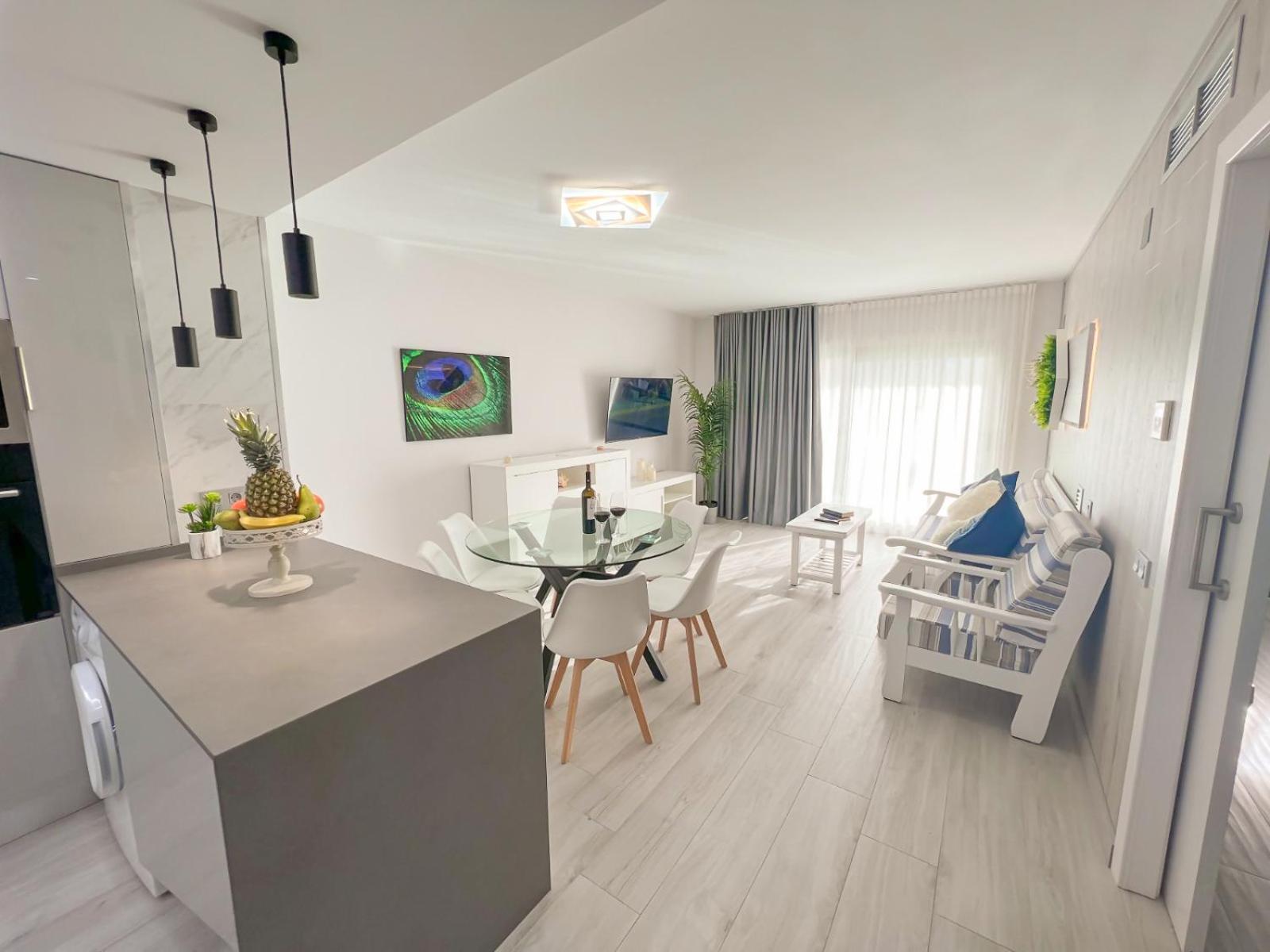 Mediterranea Loft New La Pineda Bagian luar foto