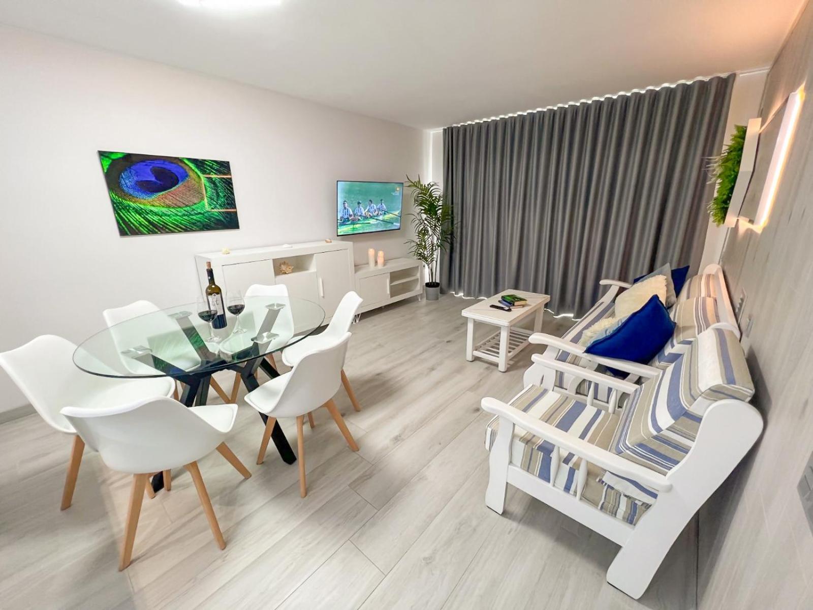 Mediterranea Loft New La Pineda Bagian luar foto